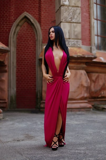 💋 У меня есть все, чтобы сделать твой вечер по-настоящему незабываемым. 🌟 Я предлагаю широкий спектр услуг, от классического массажа до экзотического стриптиза. 💆♀️💃 Будь уверен, я знаю, как доставить тебе максимум удовольствия и расслабления. 💦 Мой опыт и креативность в постели позволят нам испытать все самые сокровенные фантазии вместе. 😉 Вот что говорят мои довольные клиенты: Женя